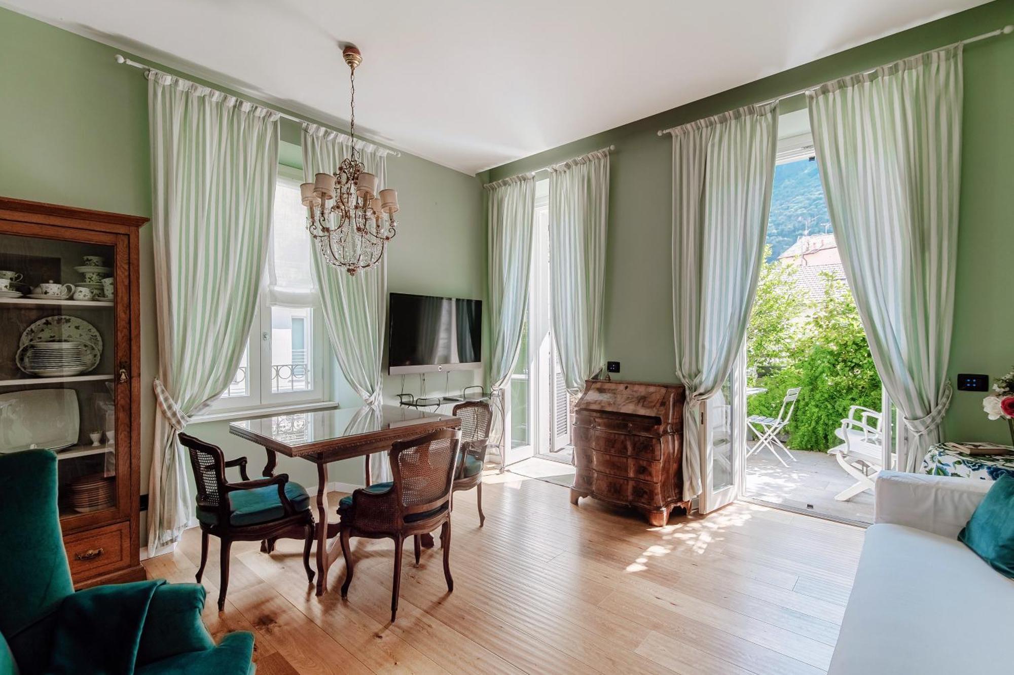 Green Home 65 - The House Of Travelers Como Exteriér fotografie