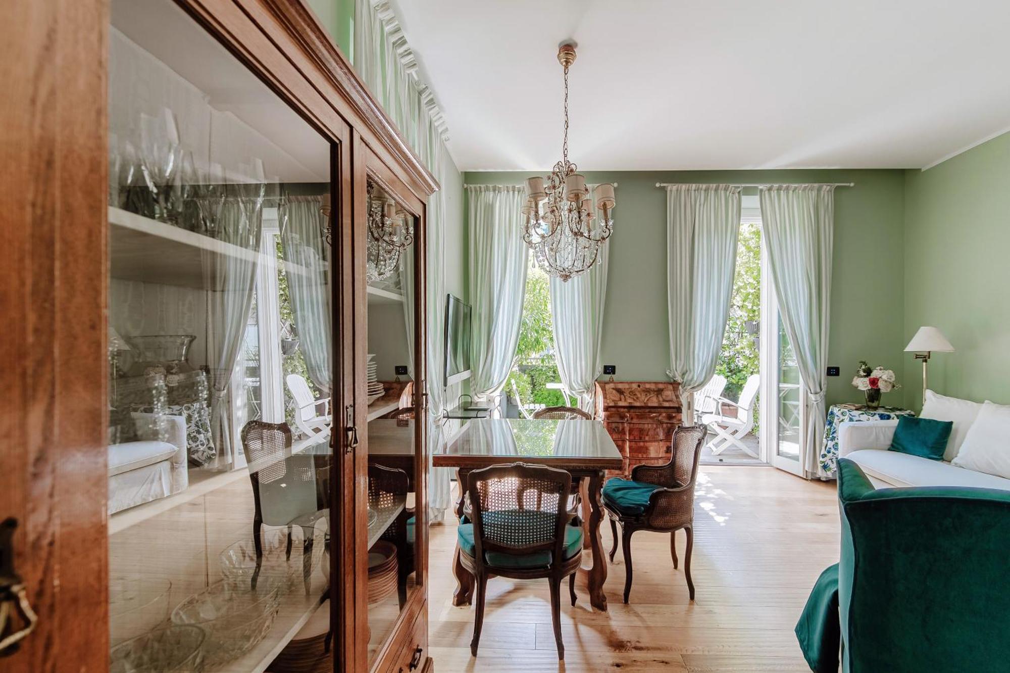 Green Home 65 - The House Of Travelers Como Exteriér fotografie